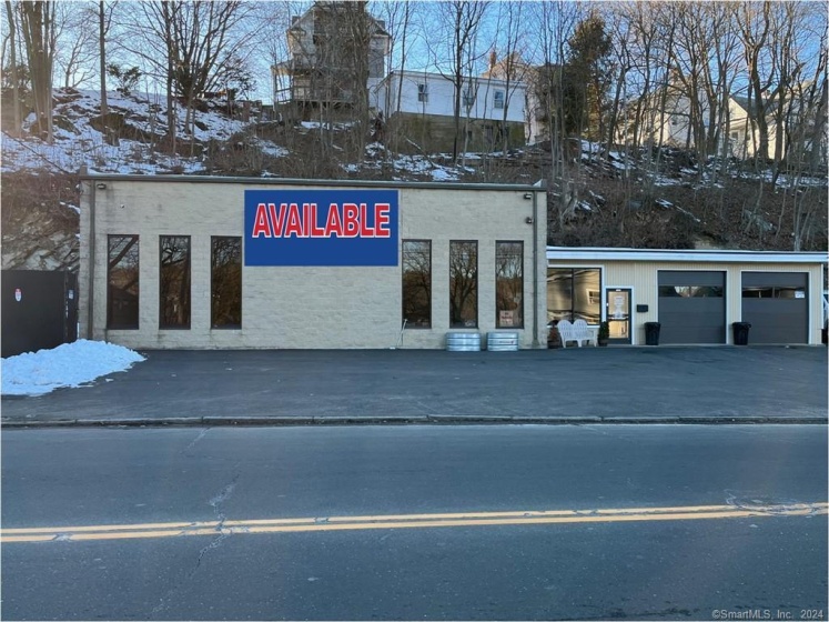 209 Pershing, Ansonia, 06401, ,Commercial For Lease,For Rent,Pershing,170625979