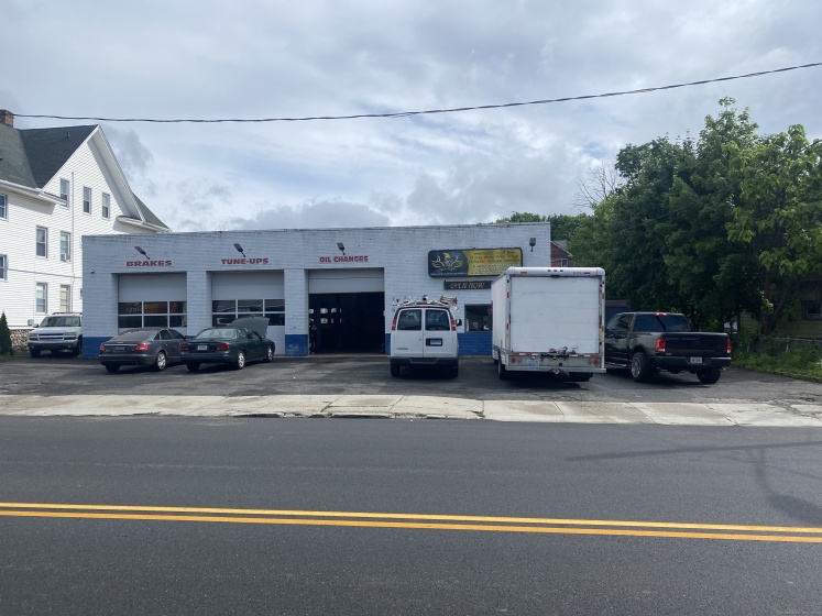 1833 Main, Waterbury, 06705, 0 , 0 ,2 BathroomsBathrooms,Commercial For Sale,For Sale,Main,0,24021590