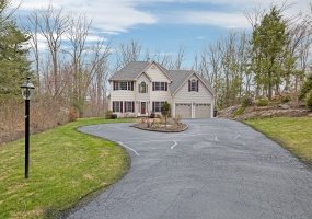 33 Deer Run, Brookfield, 06804, 4 Bedrooms Bedrooms, ,3 BathroomsBathrooms,Single Family For Sale,For Sale,Deer Run,24000699