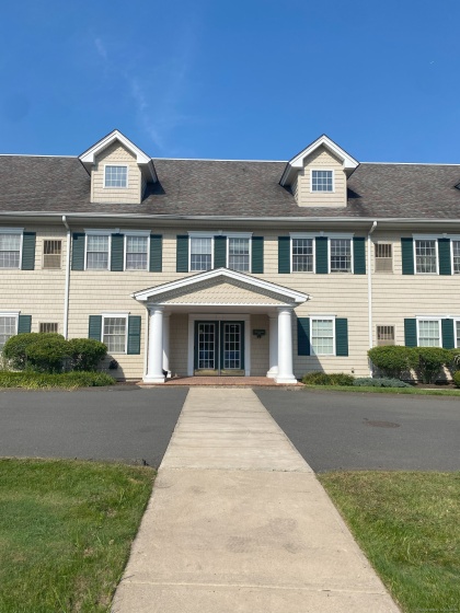 380 Main, Wallingford, 06492, 2 Bedrooms Bedrooms, 0 ,2 BathroomsBathrooms,Condo/co-op For Sale,For Sale,Main,0,24126973