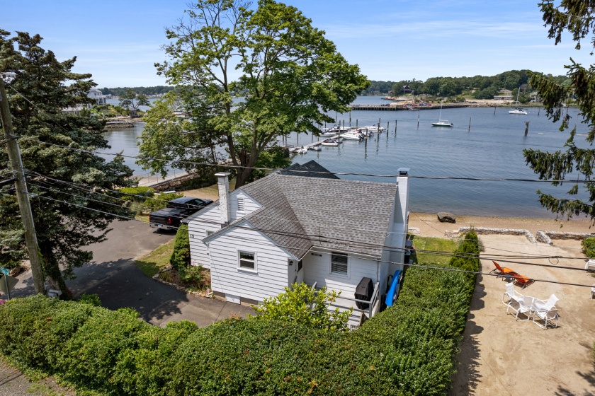 15 River, Branford, 06405, 2 Bedrooms Bedrooms, 0 ,1 BathroomBathrooms,Single Family For Sale,For Sale,River,0,24127712