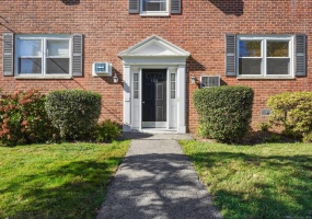 108 Strawberry Hill, Stamford, 06902, 1 Bedroom Bedrooms, 0 ,1 BathroomBathrooms,Condo/co-op For Sale,For Sale,Strawberry Hill,0,24135538