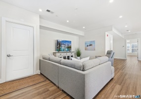 82 Wall, Madison, 06443, 2 Bedrooms Bedrooms, 0 ,1 BathroomBathrooms,Residential Rental,For Sale,Wall,0,24144953