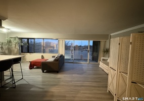 30 Woodland, Hartford, 06105, 2 Bedrooms Bedrooms, 0 ,2 BathroomsBathrooms,Condo/co-op For Sale,For Sale,Woodland,0,24020571