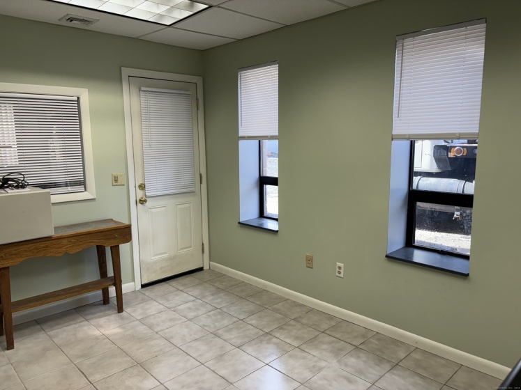 131 Canal, Southington, 06479, 0 , 0 ,0,Commercial For Lease,For Rent,Canal,0,24149035