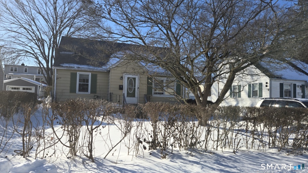 5 Lakeview, Norwalk, 06850, 3 Bedrooms Bedrooms, 0 ,1 BathroomBathrooms,Single Family For Sale,For Sale,Lakeview,0,24151671