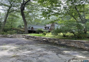 134 Delaware, Easton, 06612, 2 Bedrooms Bedrooms, 0 ,2 BathroomsBathrooms,Single Family For Sale,For Sale,Delaware,0,24151881