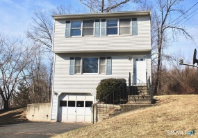 6 North, Wallingford, 06492, 3 Bedrooms Bedrooms, 0 ,1 BathroomBathrooms,Single Family For Sale,For Sale,North,0,24139062