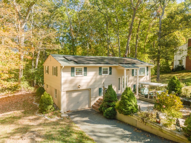 6 Marion, East Lyme, 06333, 2 Bedrooms Bedrooms, 0 ,1 BathroomBathrooms,Single Family For Sale,For Sale,Marion,0,24132288