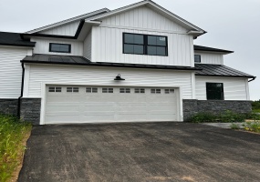 2 Village, Guilford, 06437, 2 Bedrooms Bedrooms, 0 ,2 BathroomsBathrooms,Condo/co-op For Sale,For Sale,Village,0,24127049