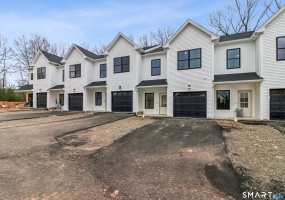 370 Emmett, Bristol, 06010, 3 Bedrooms Bedrooms, 0 ,2 BathroomsBathrooms,Condo/co-op For Sale,For Sale,Emmett,0,24163969