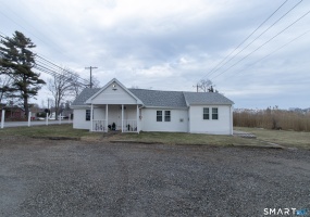 296 Main, Clinton, 06413, 5 Bedrooms Bedrooms, 0 ,2 BathroomsBathrooms,Multi-family For Sale,For Sale,Main,0,24158689