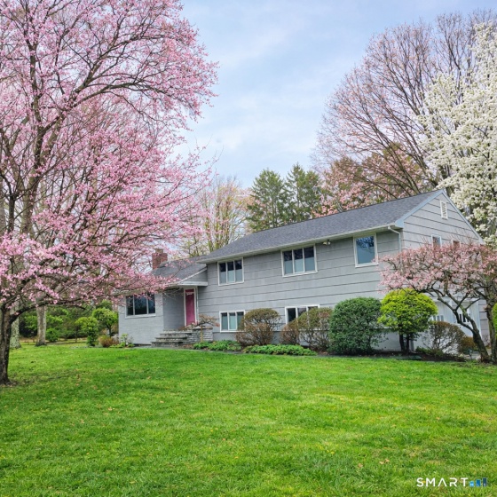 2 Rockyfield, Westport, 06880, 3 Bedrooms Bedrooms, 0 ,2 BathroomsBathrooms,Residential Rental,For Sale,Rockyfield,0,24159657