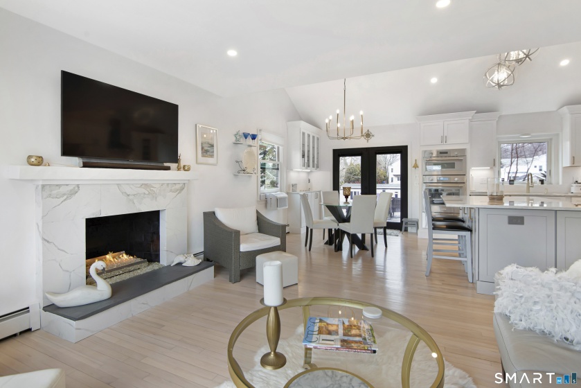 17 College, Old Saybrook, 06475, 3 Bedrooms Bedrooms, 0 ,3 BathroomsBathrooms,Single Family For Sale,For Sale,College,0,24161065