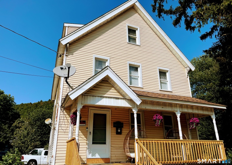 233 Valley, New Haven, 06515, 5 Bedrooms Bedrooms, 0 ,2 BathroomsBathrooms,Residential Rental,For Sale,Valley,0,24161932