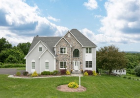 557 Upper Grassy Hill, Woodbury, 06798, 4 Bedrooms Bedrooms, 0 ,3 BathroomsBathrooms,Single Family For Sale,For Sale,Upper Grassy Hill,0,24158380