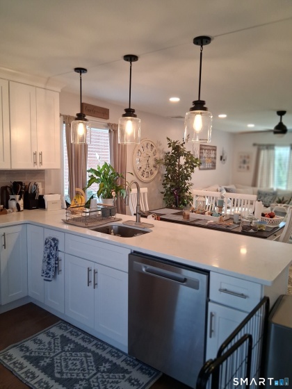 183 Centerbrook, Hamden, 06518, 2 Bedrooms Bedrooms, 0 ,1 BathroomBathrooms,Condo/co-op For Sale,For Sale,Centerbrook,0,24163024