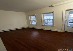 109-111 Park, Bridgeport, 06604, 2 Bedrooms Bedrooms, 0 ,1 BathroomBathrooms,Residential Rental,For Sale,Park,0,24164029