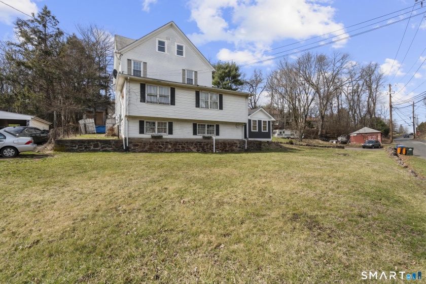 142 Gracey, Meriden, 06451, 5 Bedrooms Bedrooms, 0 ,2 BathroomsBathrooms,Multi-family For Sale,For Sale,Gracey,0,24164108