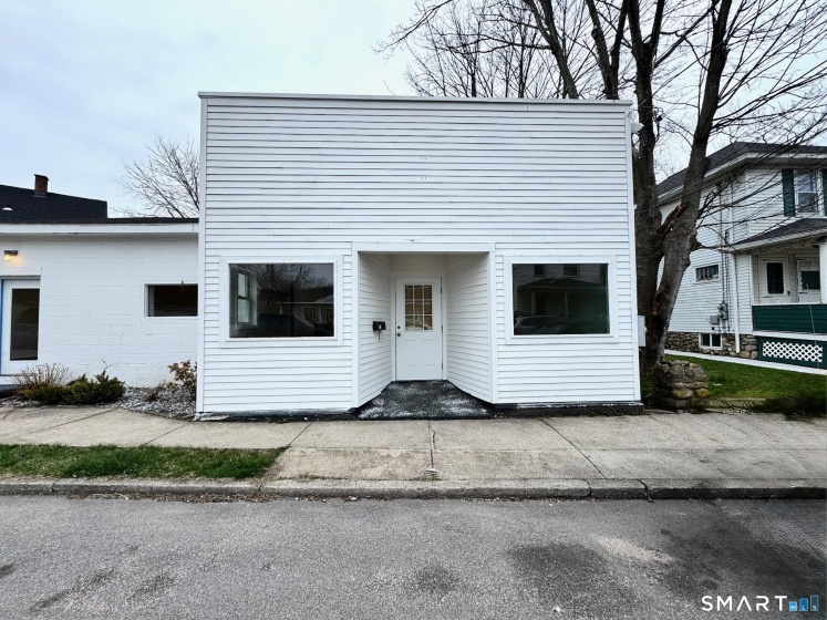 21 Unit B Lincoln, Stonington, 06379, 0 , 0 ,0,Commercial For Lease,For Rent,Lincoln,0,24166883