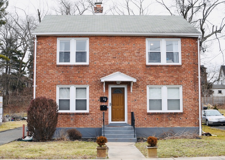 46 Faneuil, Windsor, 06095, 2 Bedrooms Bedrooms, 0 ,1 BathroomBathrooms,Residential Rental,For Sale,Faneuil,0,24168388