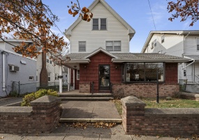 1422 Dixwell, Hamden, 06514, 5 Bedrooms Bedrooms, 0 ,2 BathroomsBathrooms,Multi-family For Sale,For Sale,Dixwell,0,24139961