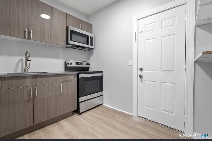 25 Whittier, Bridgeport, 06605, 2 Bedrooms Bedrooms, 0 ,1 BathroomBathrooms,Residential Rental,For Sale,Whittier,0,24169152