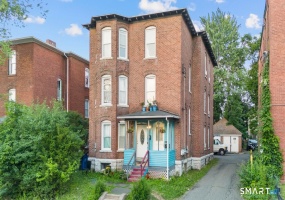 154 Babcock, Hartford, 06106, 9 Bedrooms Bedrooms, 0 ,3 BathroomsBathrooms,Multi-family For Sale,For Sale,Babcock,0,24169708