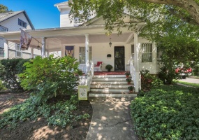 35 Broadview, Bristol, 06010, 6 Bedrooms Bedrooms, 0 ,2 BathroomsBathrooms,Single Family For Sale,For Sale,Broadview,0,24126886