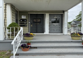 199 English, New Haven, 06513, 3 Bedrooms Bedrooms, 0 ,1 BathroomBathrooms,Residential Rental,For Sale,English,0,24170360
