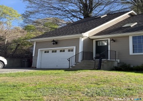 226 Scott, Naugatuck, 06770, 3 Bedrooms Bedrooms, 0 ,2 BathroomsBathrooms,Single Family For Sale,For Sale,Scott,0,24170509