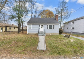 5 Cloverhill, Bridgeport, 06606, 4 Bedrooms Bedrooms, 0 ,2 BathroomsBathrooms,Residential Rental,For Sale,Cloverhill,0,24169892