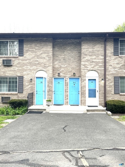 35 Mountain Village, Waterbury, 06706, 1 Bedroom Bedrooms, 0 ,1 BathroomBathrooms,Condo/co-op For Sale,For Sale,Mountain Village,0,24170500
