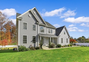 450 James Farm, Stratford, 06614, 4 Bedrooms Bedrooms, 0 ,2 BathroomsBathrooms,Single Family For Sale,For Sale,James Farm,0,24171659