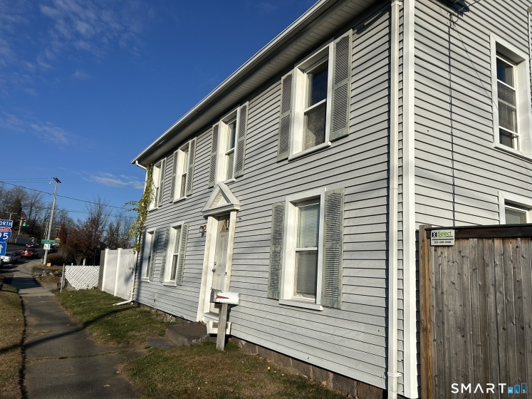 101 High, East Haven, 06512, 4 Bedrooms Bedrooms, 0 ,1 BathroomBathrooms,Residential Rental,For Sale,High,0,24172102