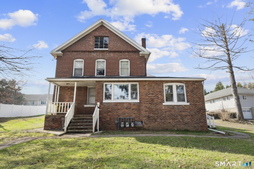 2964 State, Hamden, 06517, 5 Bedrooms Bedrooms, 0 ,2 BathroomsBathrooms,Multi-family For Sale,For Sale,State,0,24161512