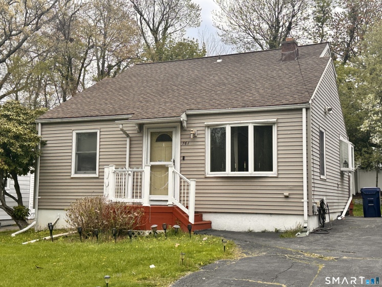 761 Jones Hill, West Haven, 06516, 3 Bedrooms Bedrooms, 0 ,2 BathroomsBathrooms,Single Family For Sale,For Sale,Jones Hill,0,24173044