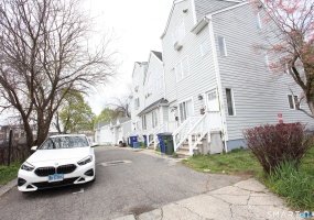 249 East, Bridgeport, 06610, 10 Bedrooms Bedrooms, 0 ,6 BathroomsBathrooms,Multi-family For Sale,For Sale,East,0,24174384