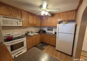 300 Meadowside, Milford, 06460, 1 Bedroom Bedrooms, 0 ,1 BathroomBathrooms,Condo/co-op For Sale,For Sale,Meadowside,0,24174926