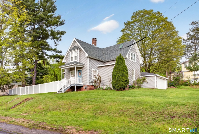 670 Hanover, Meriden, 06451, 3 Bedrooms Bedrooms, 0 ,2 BathroomsBathrooms,Single Family For Sale,For Sale,Hanover,0,24170548
