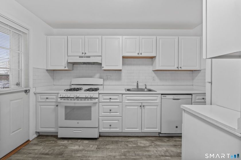 18 Hamilton, Stamford, 06902, 2 Bedrooms Bedrooms, 0 ,1 BathroomBathrooms,Residential Rental,For Sale,Hamilton,0,24175987