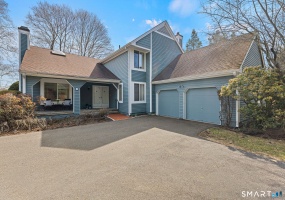 38 Doral Farm, Stamford, 06902, 3 Bedrooms Bedrooms, 0 ,2 BathroomsBathrooms,Condo/co-op For Sale,For Sale,Doral Farm,0,24160576