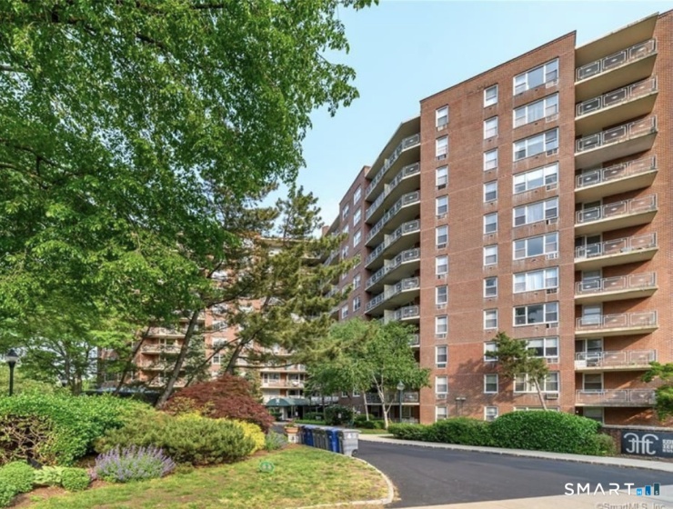 71 Strawberry Hill, Stamford, 06902, 2 Bedrooms Bedrooms, 0 ,1 BathroomBathrooms,Residential Rental,For Sale,Strawberry Hill,0,24176602