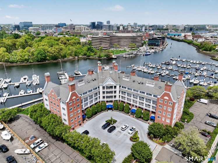 43 Harbor, Stamford, 06902, 2 Bedrooms Bedrooms, 0 ,2 BathroomsBathrooms,Condo/co-op For Sale,For Sale,Harbor,0,24173208