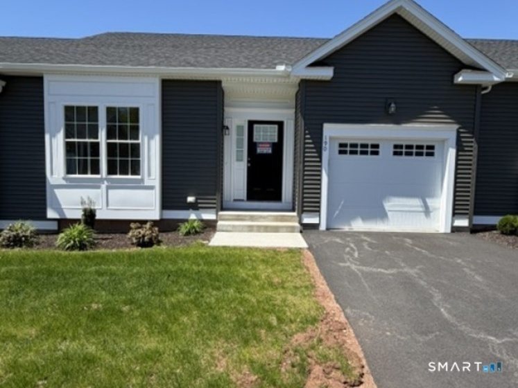 90 Apple, Southington, 06489, 2 Bedrooms Bedrooms, 0 ,2 BathroomsBathrooms,Condo/co-op For Sale,For Sale,Apple,0,24176429