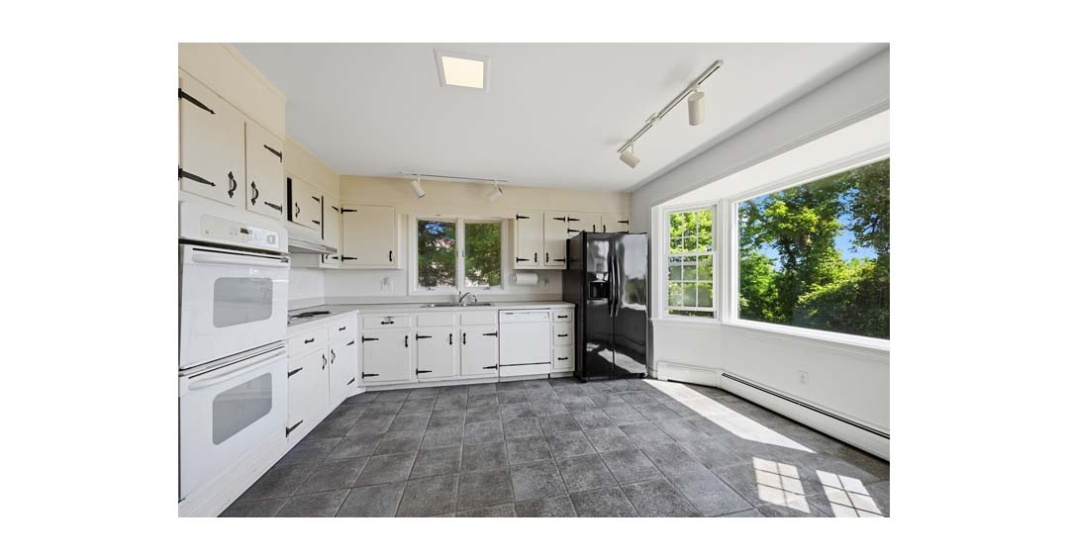 Kitchen enter